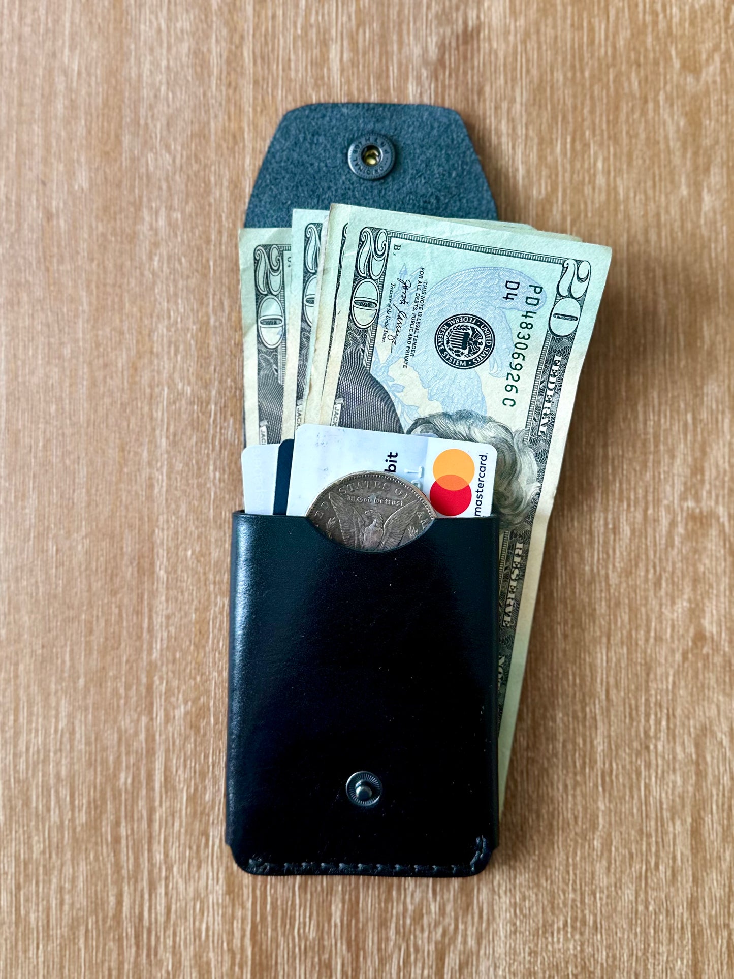 The Italian Cash Collector (Black)