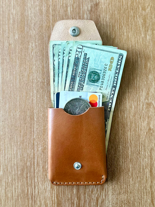 The Italian Cash Collector (Medium Brown)